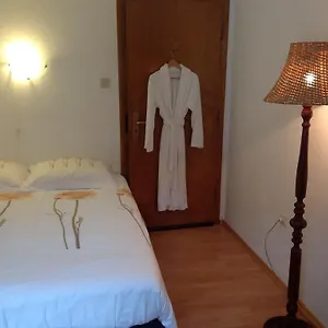 hotel-huberty.luxembourghotelsguide.com/