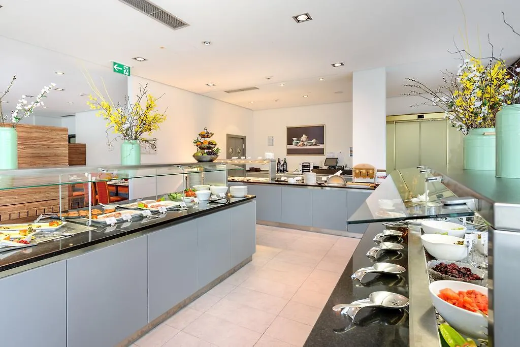 Mercure Hotel Muenchen Sued Messe 4*, Munich